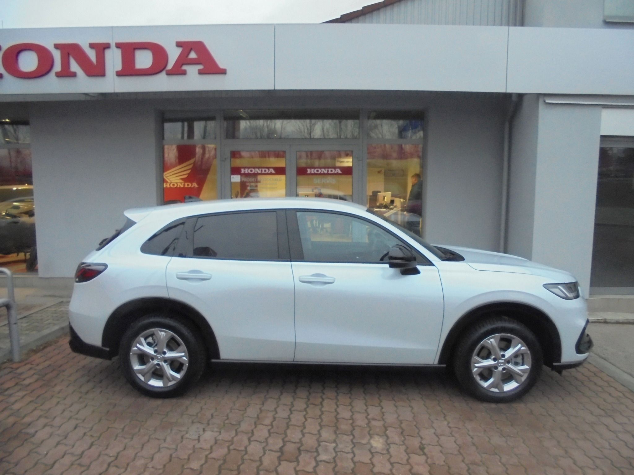 Honda ZR-V, 2.0e:HEV SPORT PLUS 26 - fotka 6