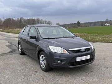 Ford Focus, 1.4 16V DOLOŽENÉ KM, TAŽNÉ