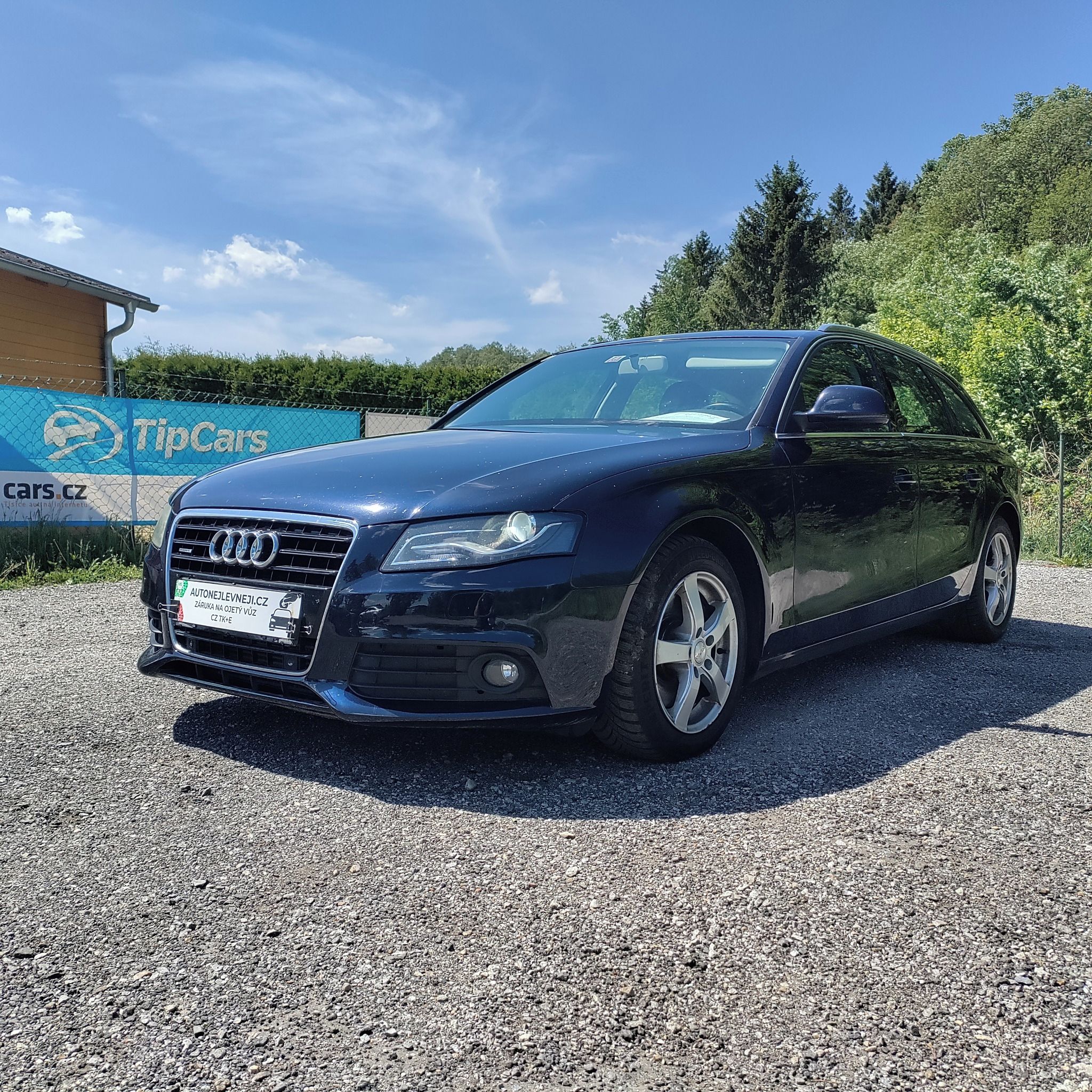 Audi A4, 3.0TDI,MANUÁL,4X4,KRÁSNÁ,1MAJ - fotka 3