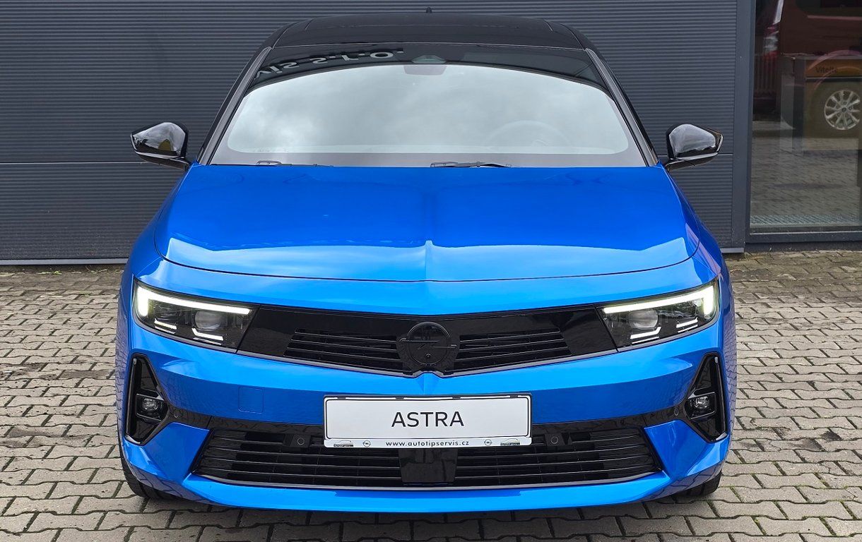 Opel Astra, 5DR ULTIMATE 1.2 TURBO - fotka 2