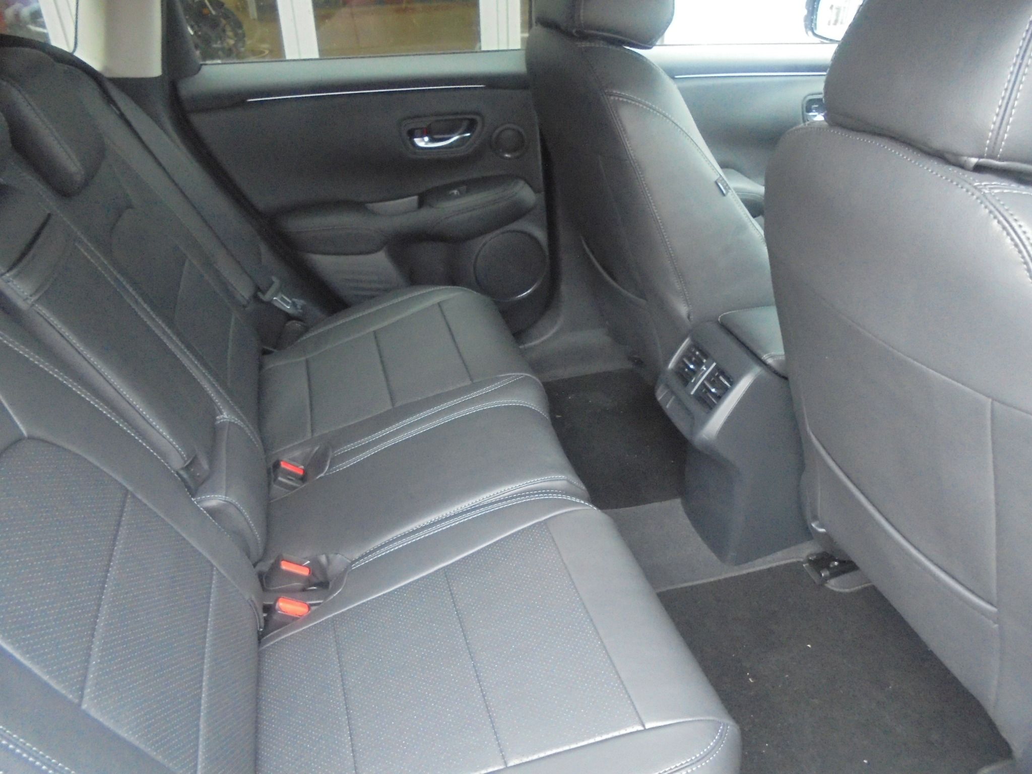 Honda ZR-V, 2.0e:HEV ELEGANCE TOP CLASS 26 - fotka 5