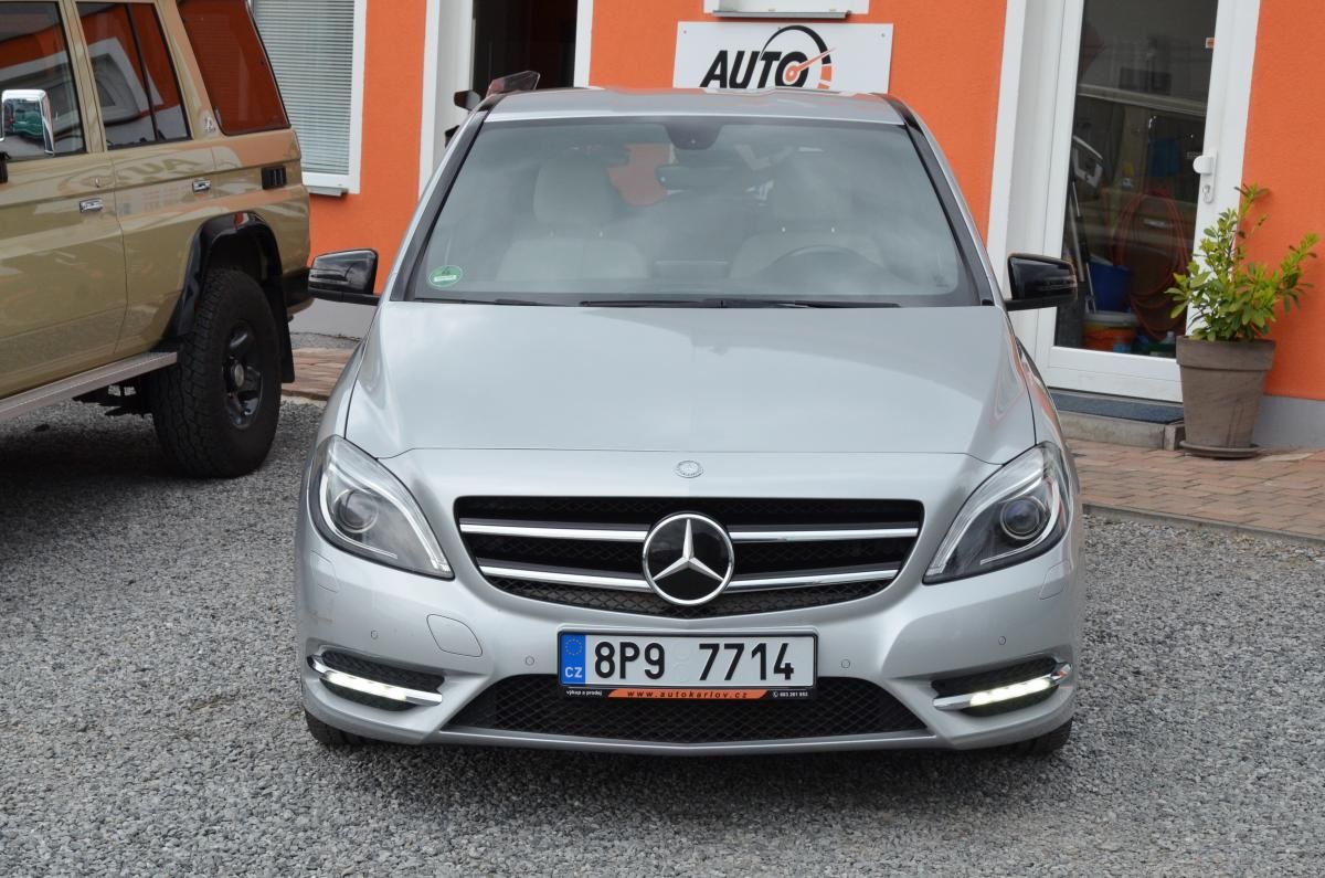 Mercedes-Benz Třídy B, B 180 CDi / NAVI / Bi-XENON - fotka 2
