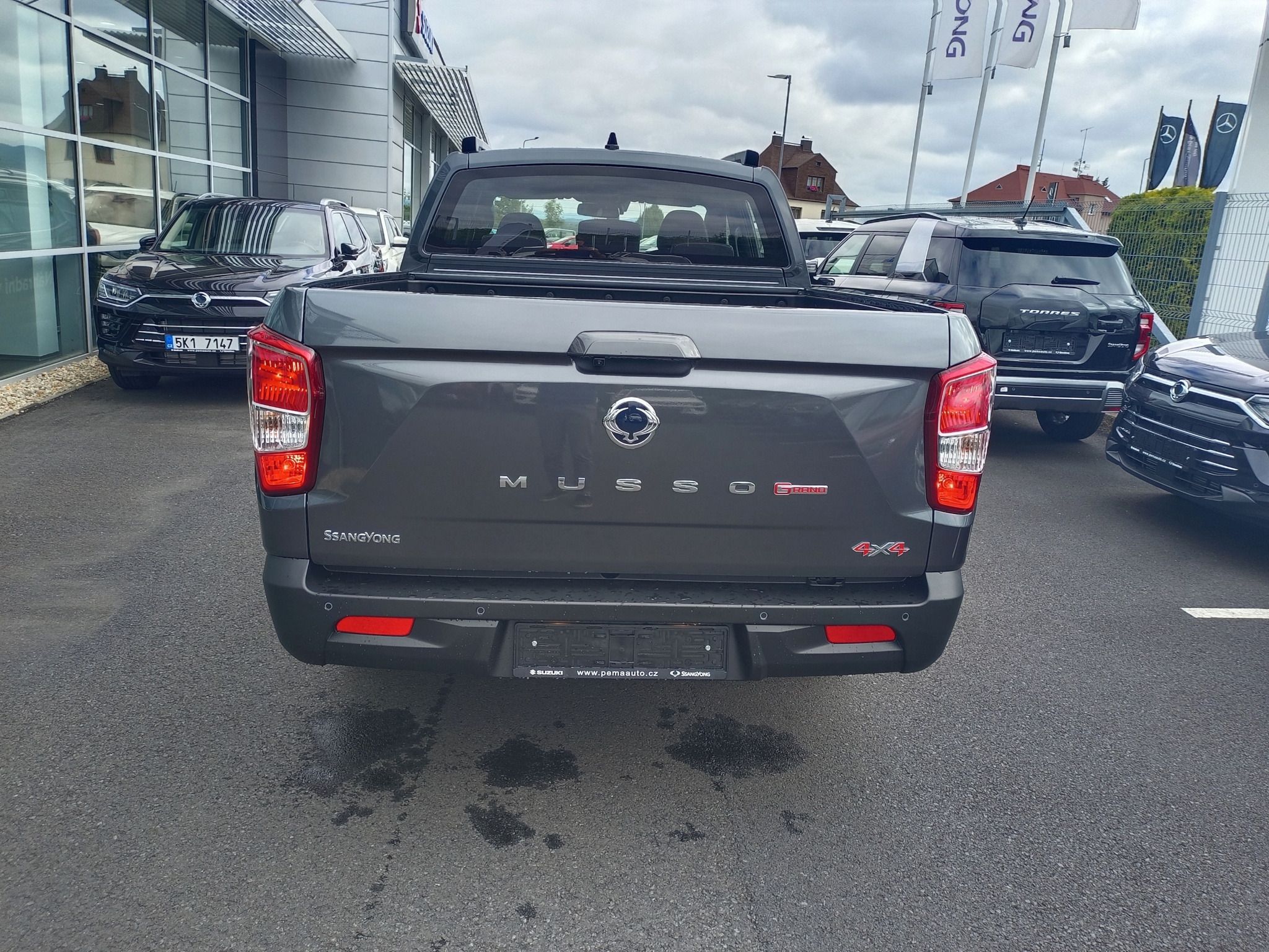 SsangYong Musso, Grand Premium 4x4 AT - fotka 6