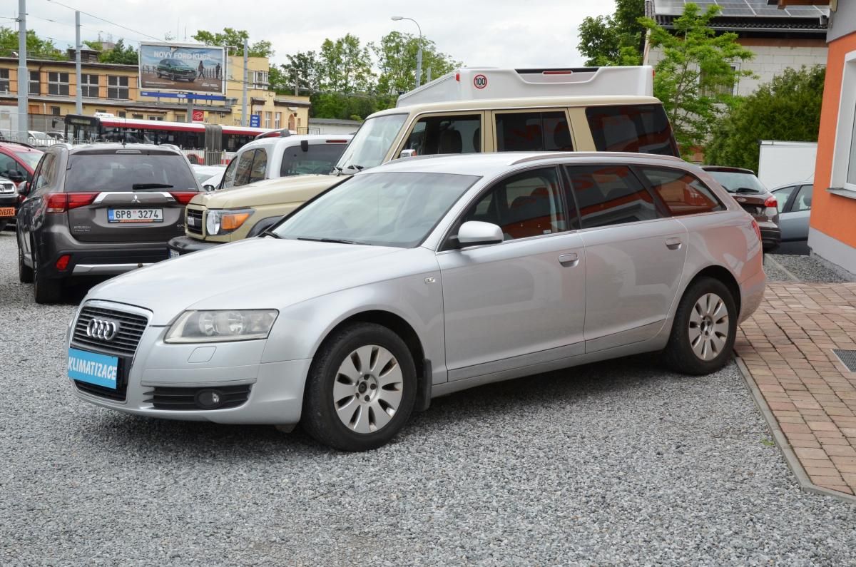 Audi A6 Avant, 2.4i V6 130kW - fotka 3