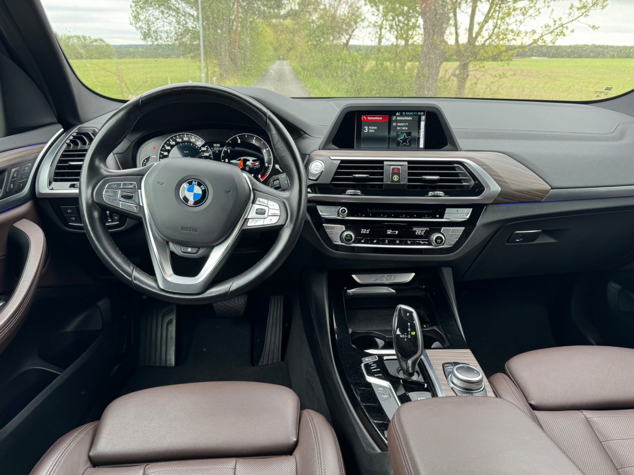 BMW X3, xDrive 30d 195kW xLine DPH - fotka 6