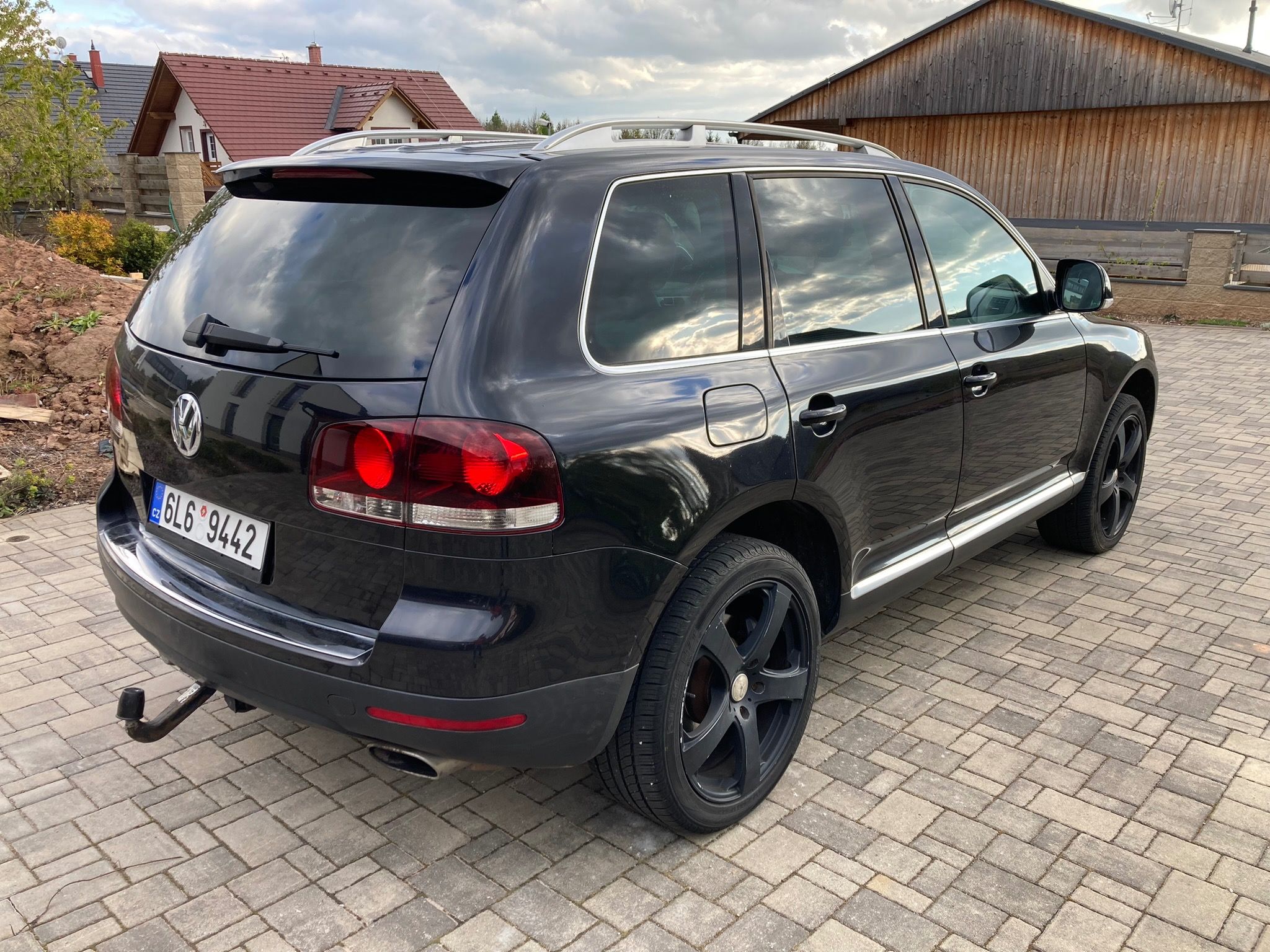 Volkswagen Touareg, 3,0 TDi V6 165kW 4x4 - fotka 5