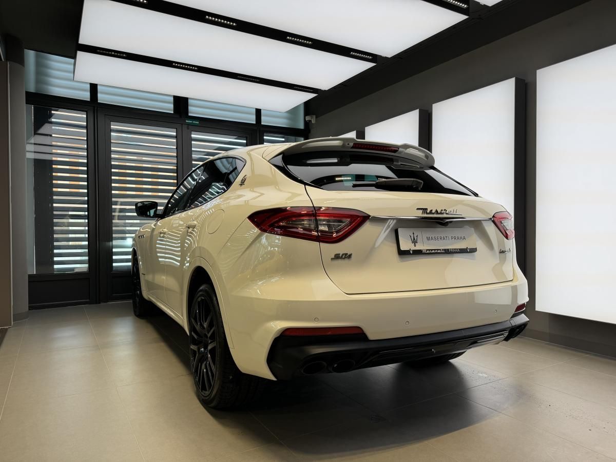 Maserati Levante, GranSport S V6 430 HP - fotka 4