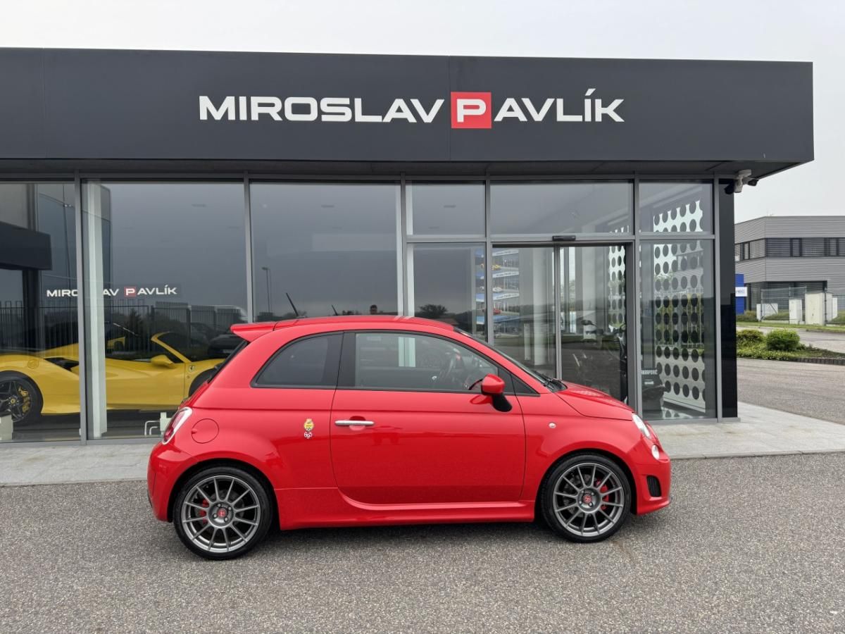 Abarth 500, FOR FERRARI DEALERS - fotka 2