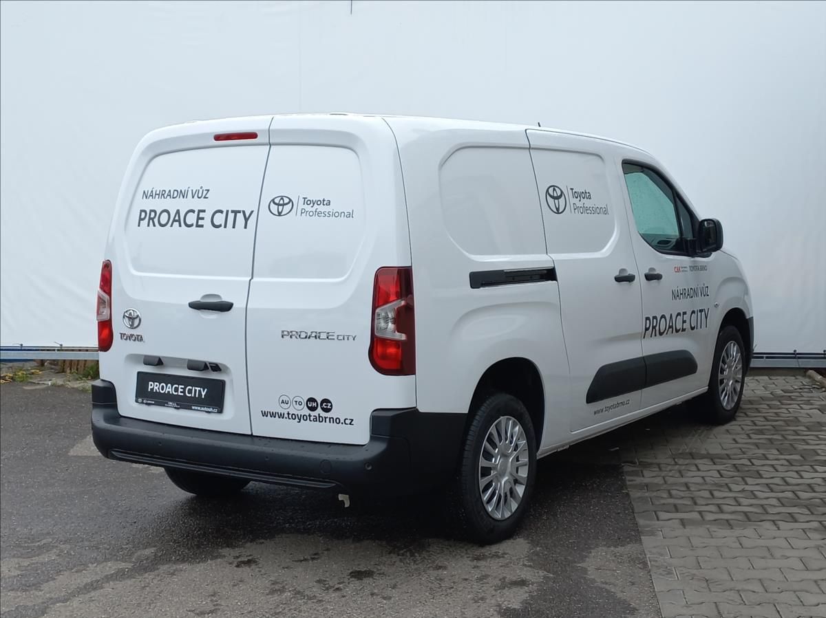 Toyota Proace City, 1,5 D-4D 100k Long  Comfort - fotka 3