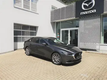 Mazda 3, 2.0i Centre-Line 2025 + Style