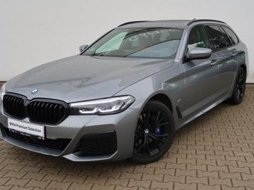 530i xDrive Touring