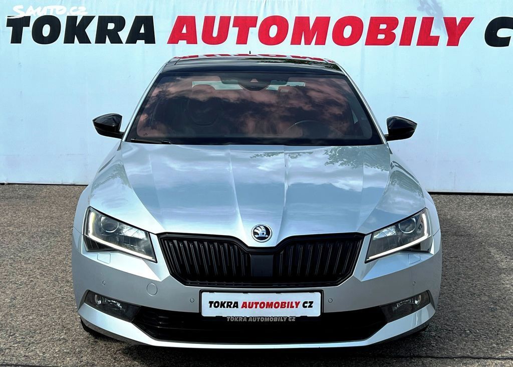 Škoda Superb, 2.0TSI 4x4 206kW Sportline ACC - fotka 2