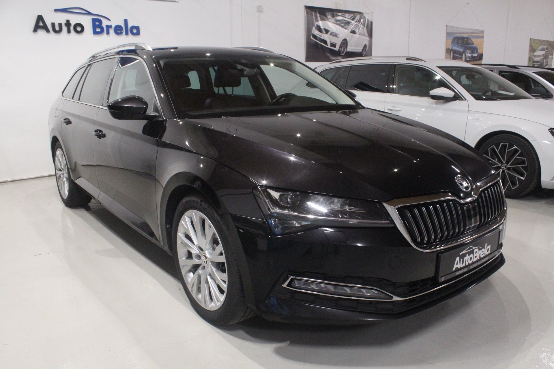 Škoda Superb, 2.0TDI DSG Facelift Matrix