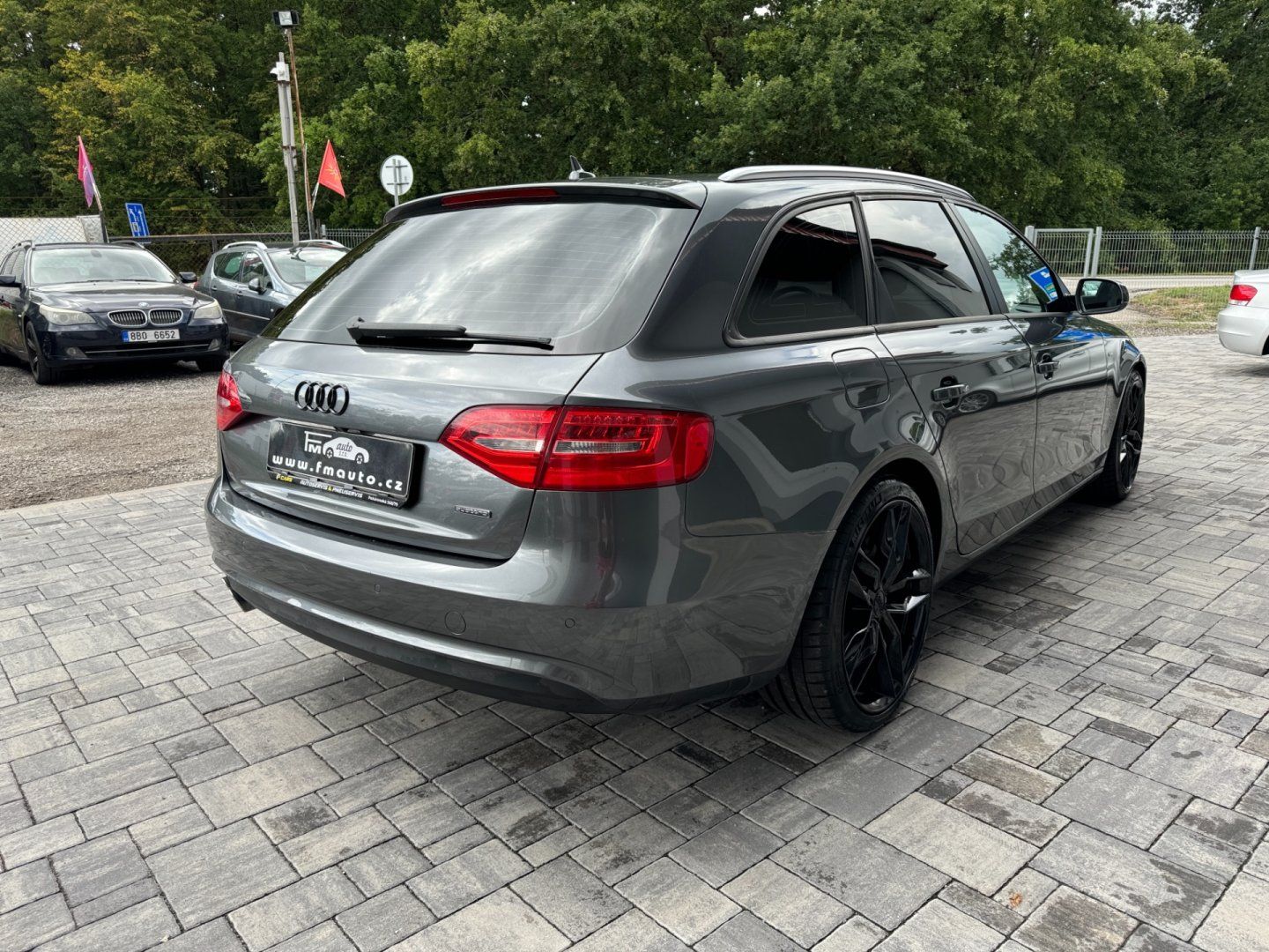 Audi A4, 2.0TDI S-Line Quattro - fotka 5