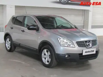 Nissan Qashqai, 1.6i,2.maj,ČR,AC