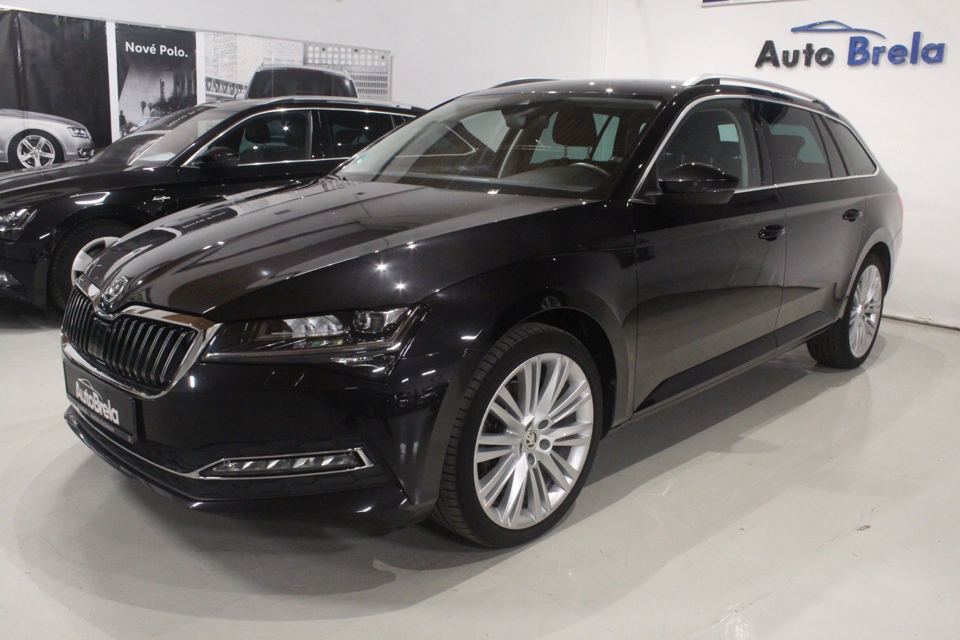 Škoda Superb, 2.0TDI DSG STYLE Facelift - fotka 6
