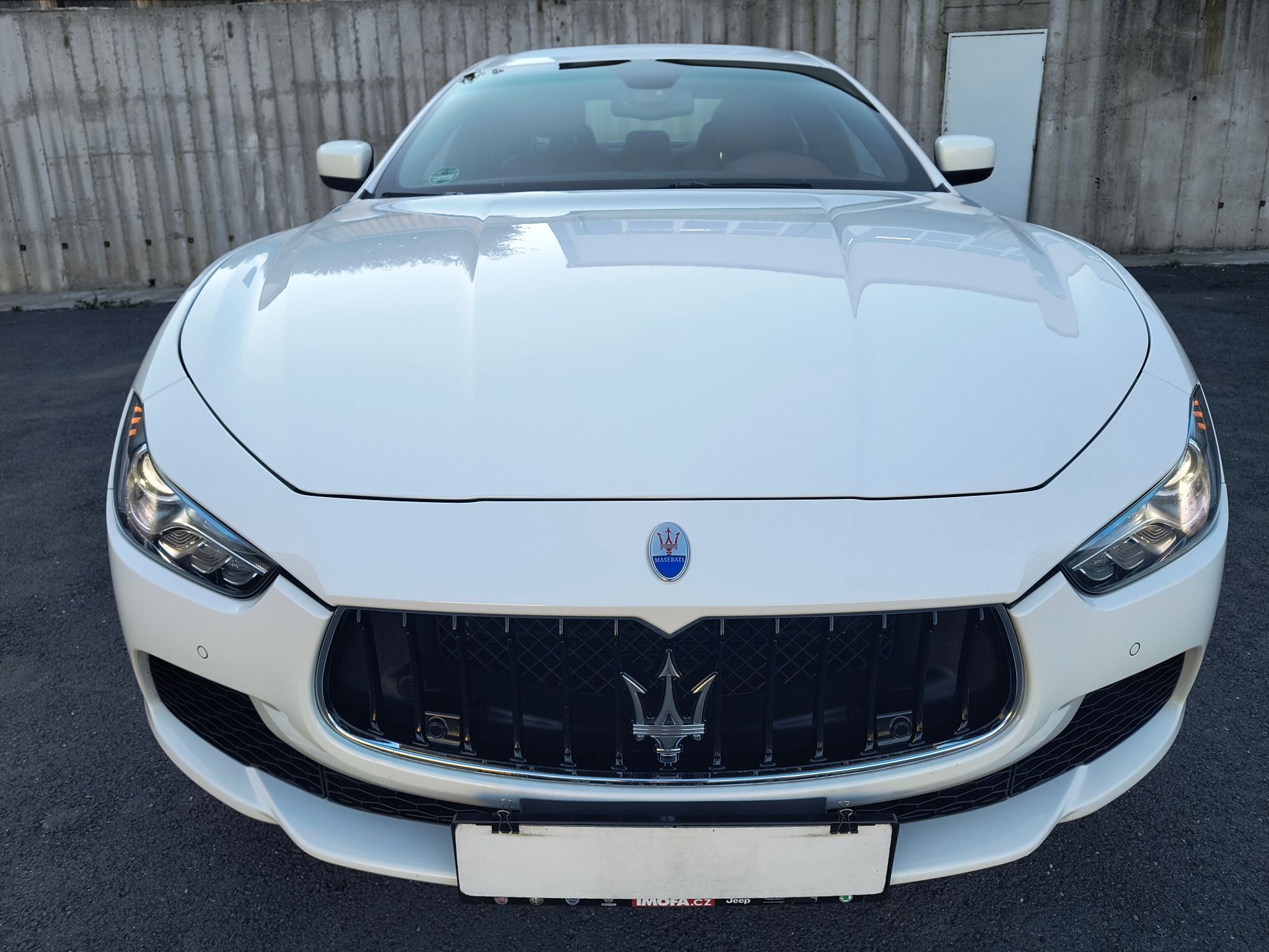 Maserati Ghibli, 3.0 V6 1.MAJ.ČR/DPH/NAVI/2XALU - fotka 2