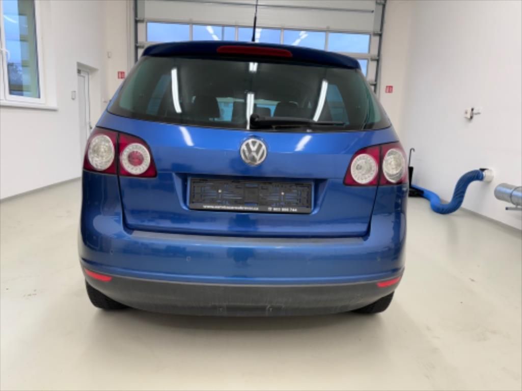 Volkswagen Golf Plus, 1,9 TDi*nový setrvačník* - fotka 2
