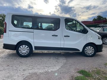 2.0dCi120k ČR 6.míst DPH tažné