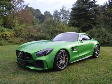 AMG GTR MAGNO GREEN IHNED 585P