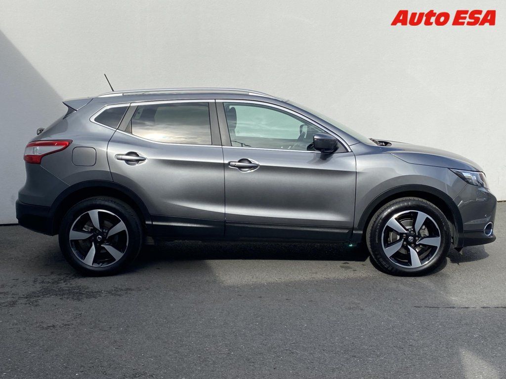 Nissan Qashqai, 1.2DiG-T,Acenta,AT,navi - fotka 4