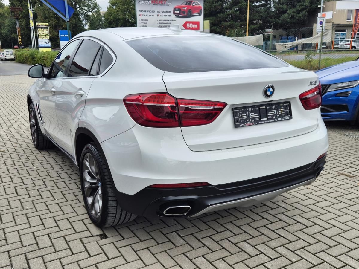 BMW X6, 40d xDrive *HUD*KAMERA*TAŽNÉ* - fotka 2