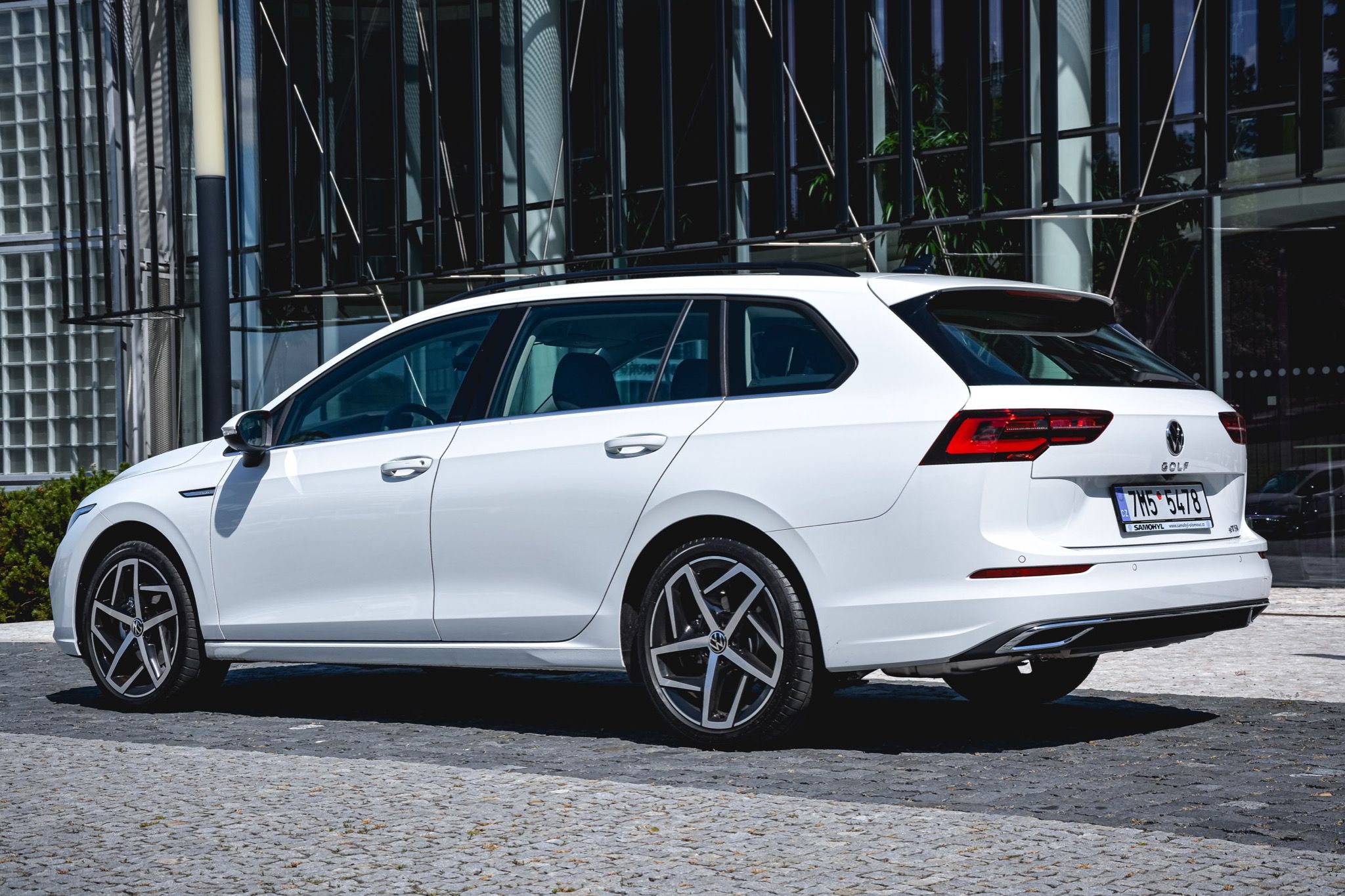 Volkswagen Golf, Variant Style 1,5 eTSI 7DSG mH - fotka 4