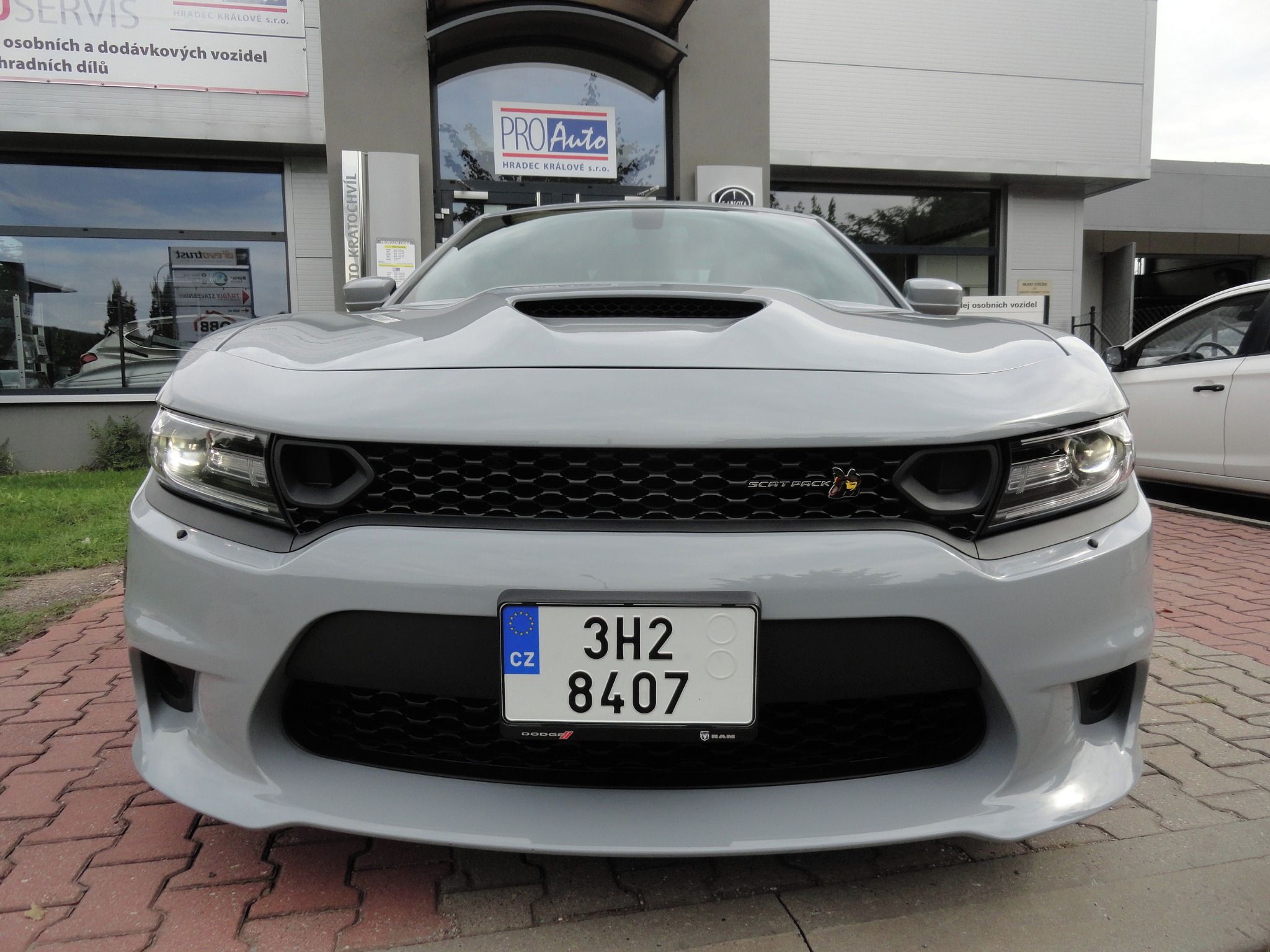 Dodge Charger, 6,4 V8 SRT Scat Pack Edition - fotka 6