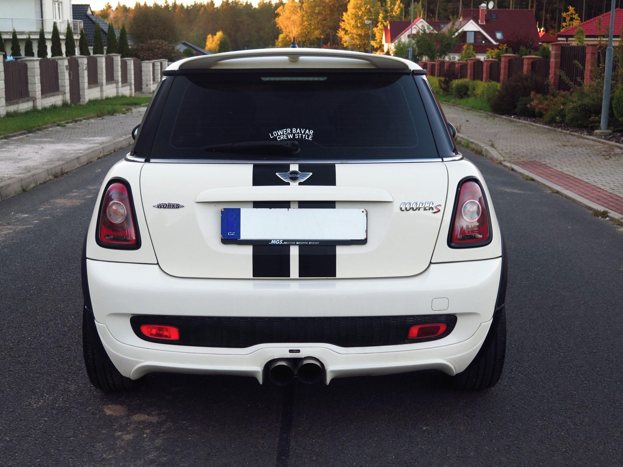 Mini Cooper S, JOHN COOPER WORKS 141kW CARBON - fotka 5