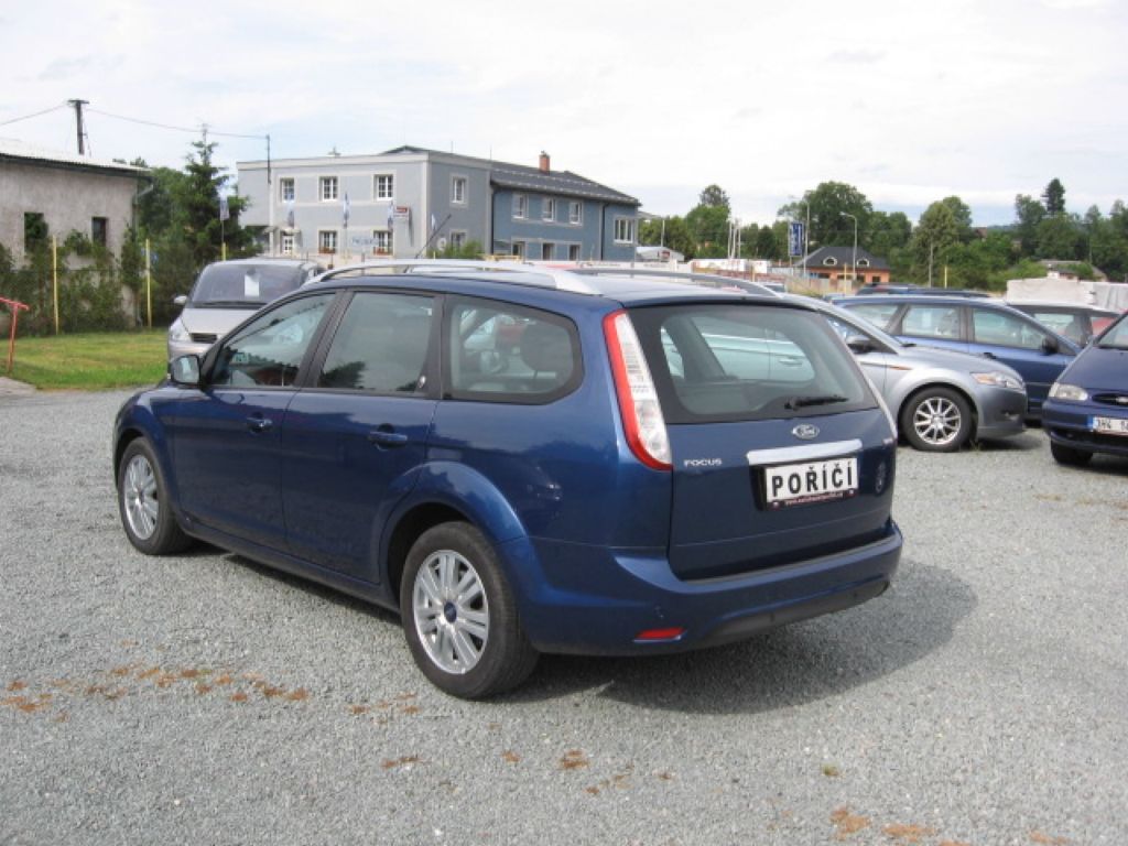 Ford Focus, 2,0 TDCi Ghia X - fotka 6