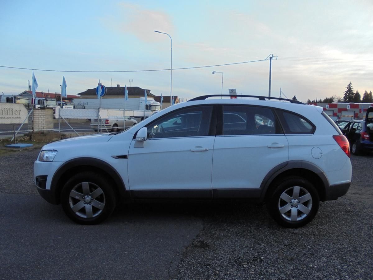 Chevrolet Captiva, 2.4i- ČR- 2. MAJITEL- SERVISKA - fotka 4