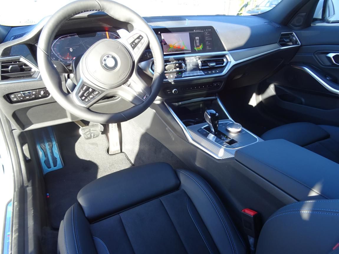 BMW Řada 3, 320d xDrive - fotka 6