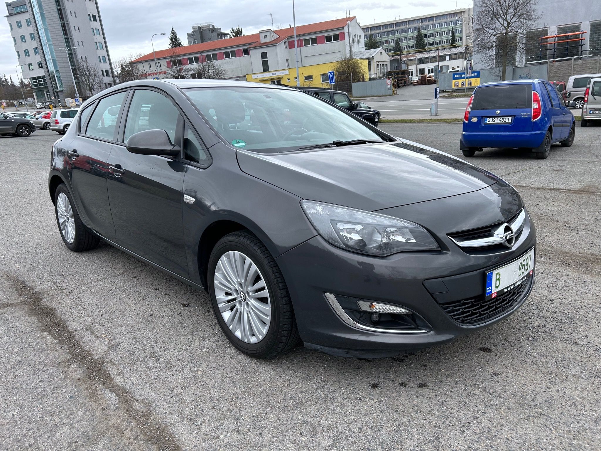 Opel Astra, J 1,6, tažné zařízení - fotka 3
