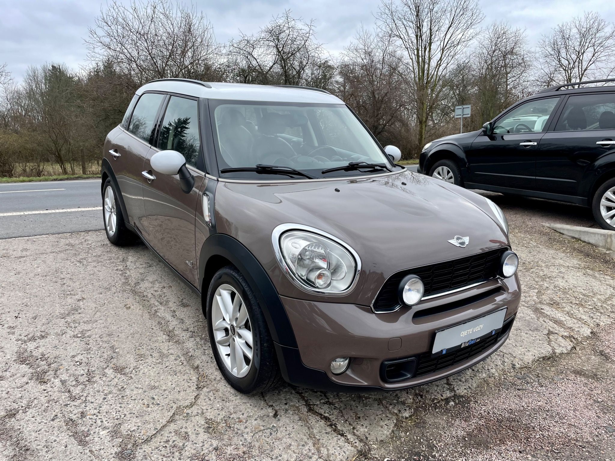 Mini Countryman, 1.6i S 135kw 1.Maj 4x4 Kůže - fotka 3