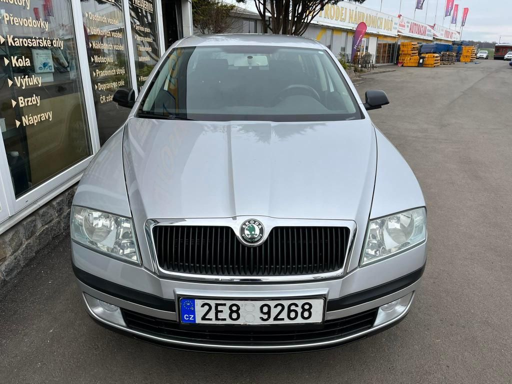 Škoda Octavia, 1.8TSI - fotka 2