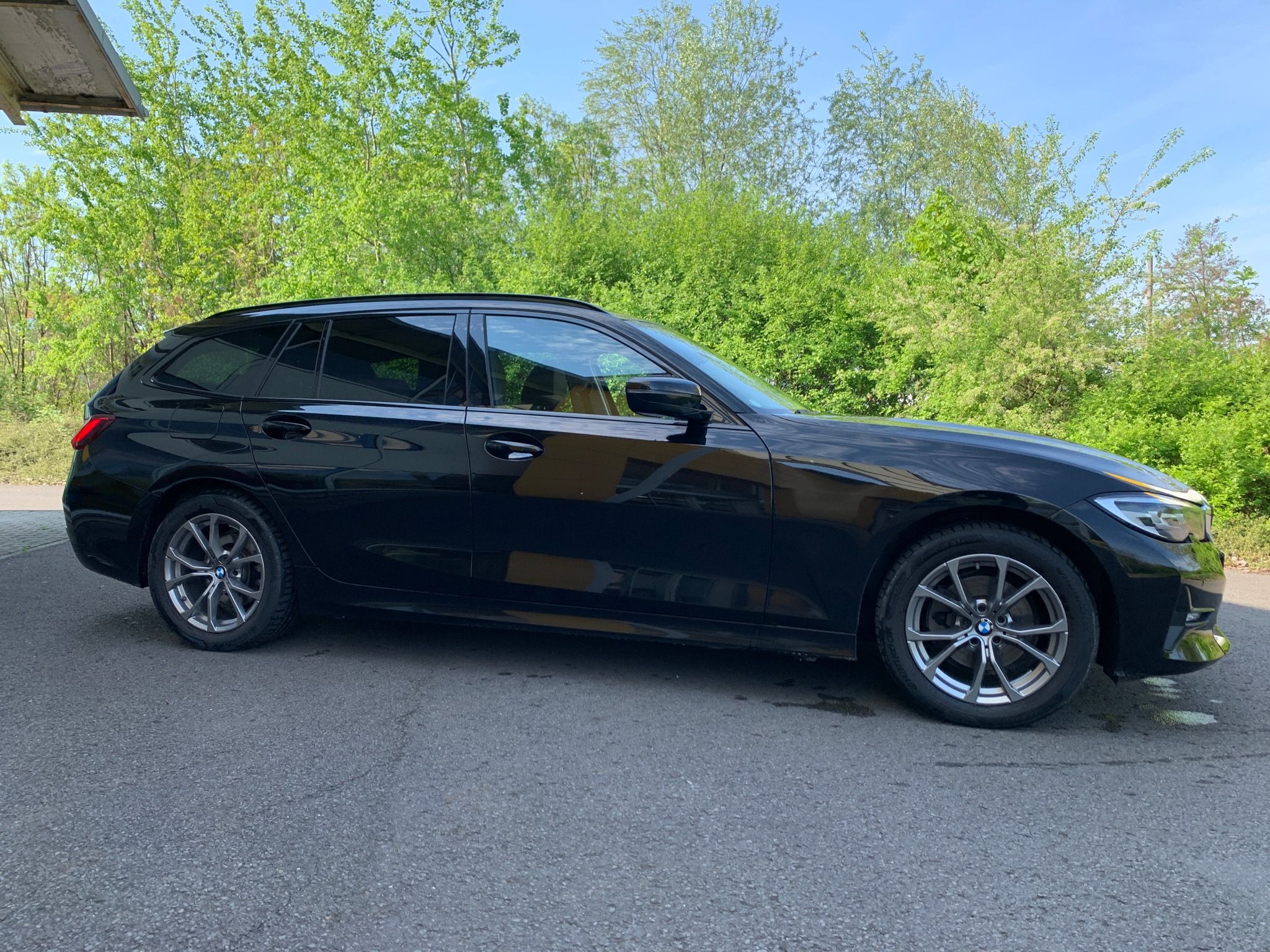 BMW Řada 3, 320d Sportline Touring - fotka 2
