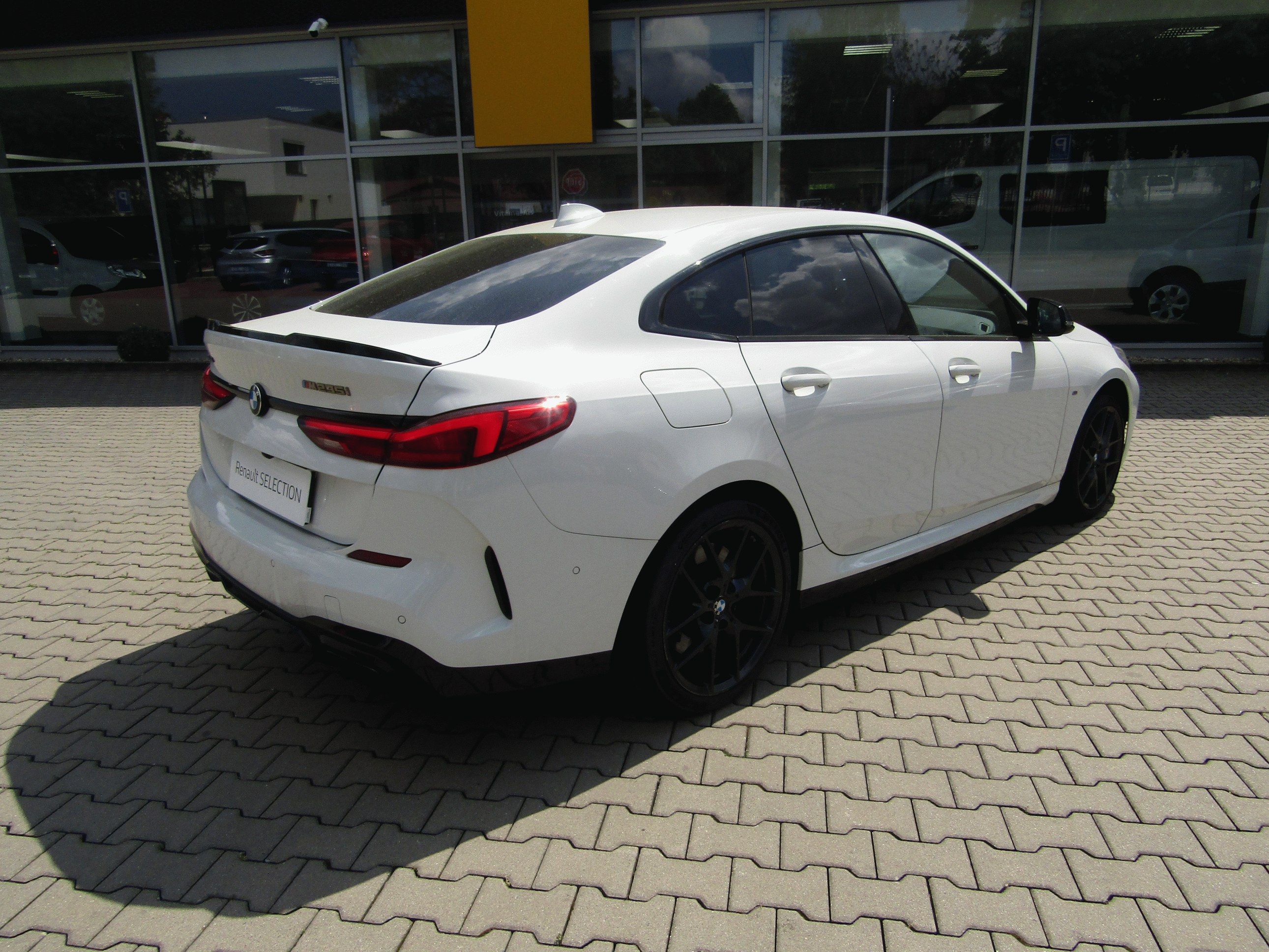 BMW Řada 2, M235i xDrive 225 kW - fotka 2
