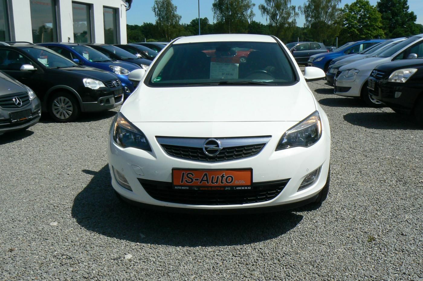 Opel Astra, 1,4 T -SPORT - KROUPY - fotka 3