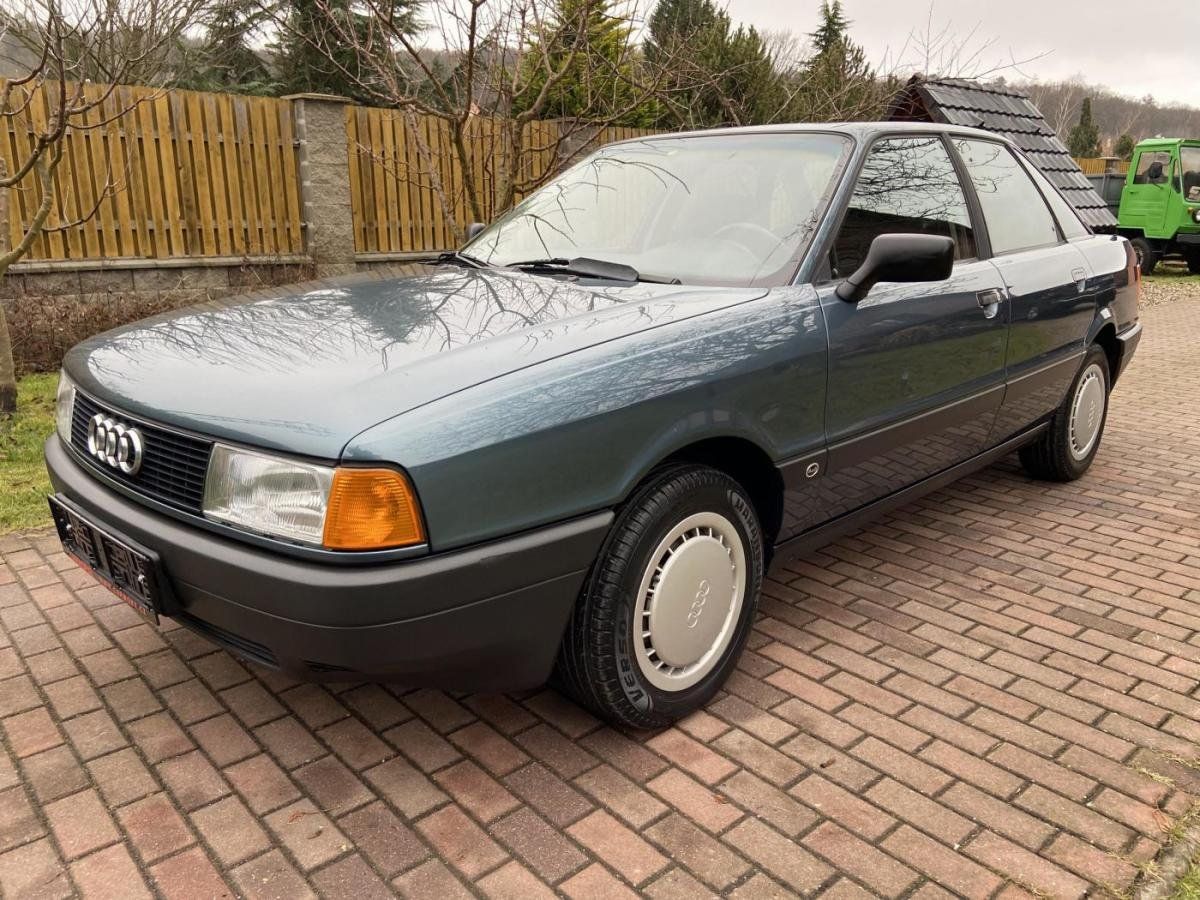 Audi 80, 1.8i 66kw - fotka 3