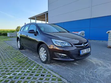 Opel Astra, 1.6 16V ČR1.MAJ!PERFEKTNÍ+GUMY