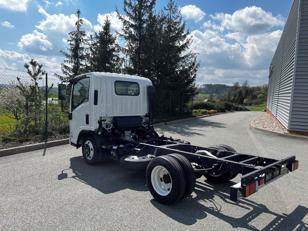 Isuzu, ISUZU M21 - fotka 5