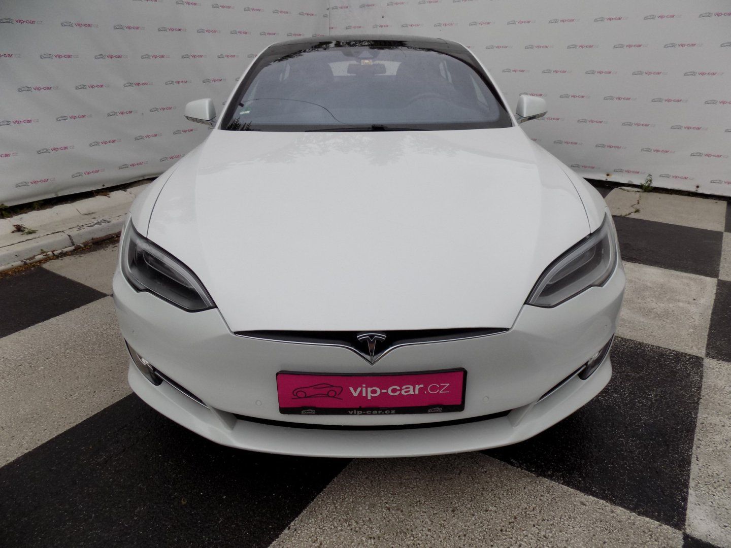 Tesla Model S, P90D-780PS Nabíjení zdarma - fotka 4