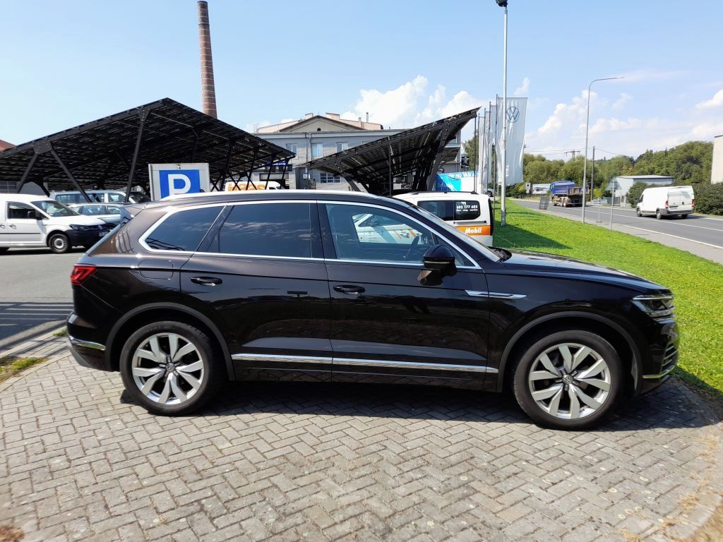 Volkswagen Touareg, Atmosphere V6 3,0 TDI BMT 4M 8 - fotka 5