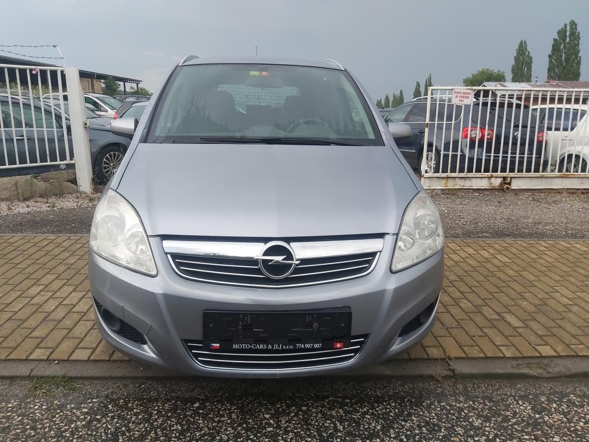 Opel Zafira, 2,2  110 KW - fotka 3