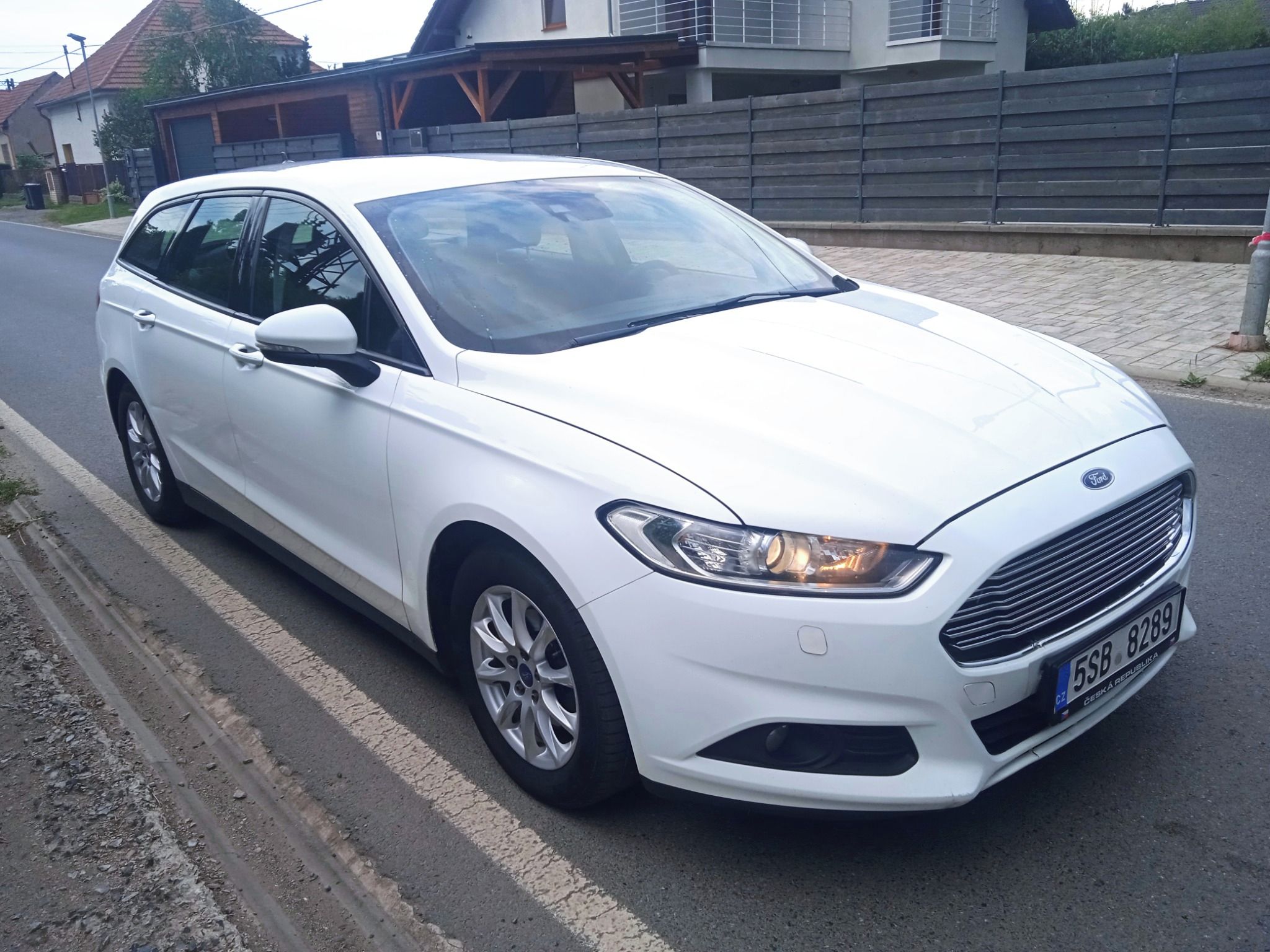 Ford Mondeo, 1,5i+CNG 118kwECOBOOST,AT,ALU - fotka 3