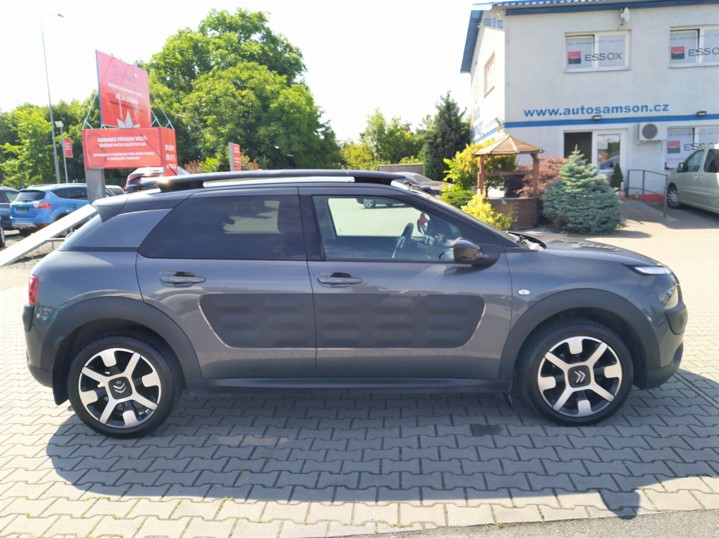 Citroën C4 Cactus, 1.6HDi*AT6*NAVI*DIGI KLIMA* - fotka 4