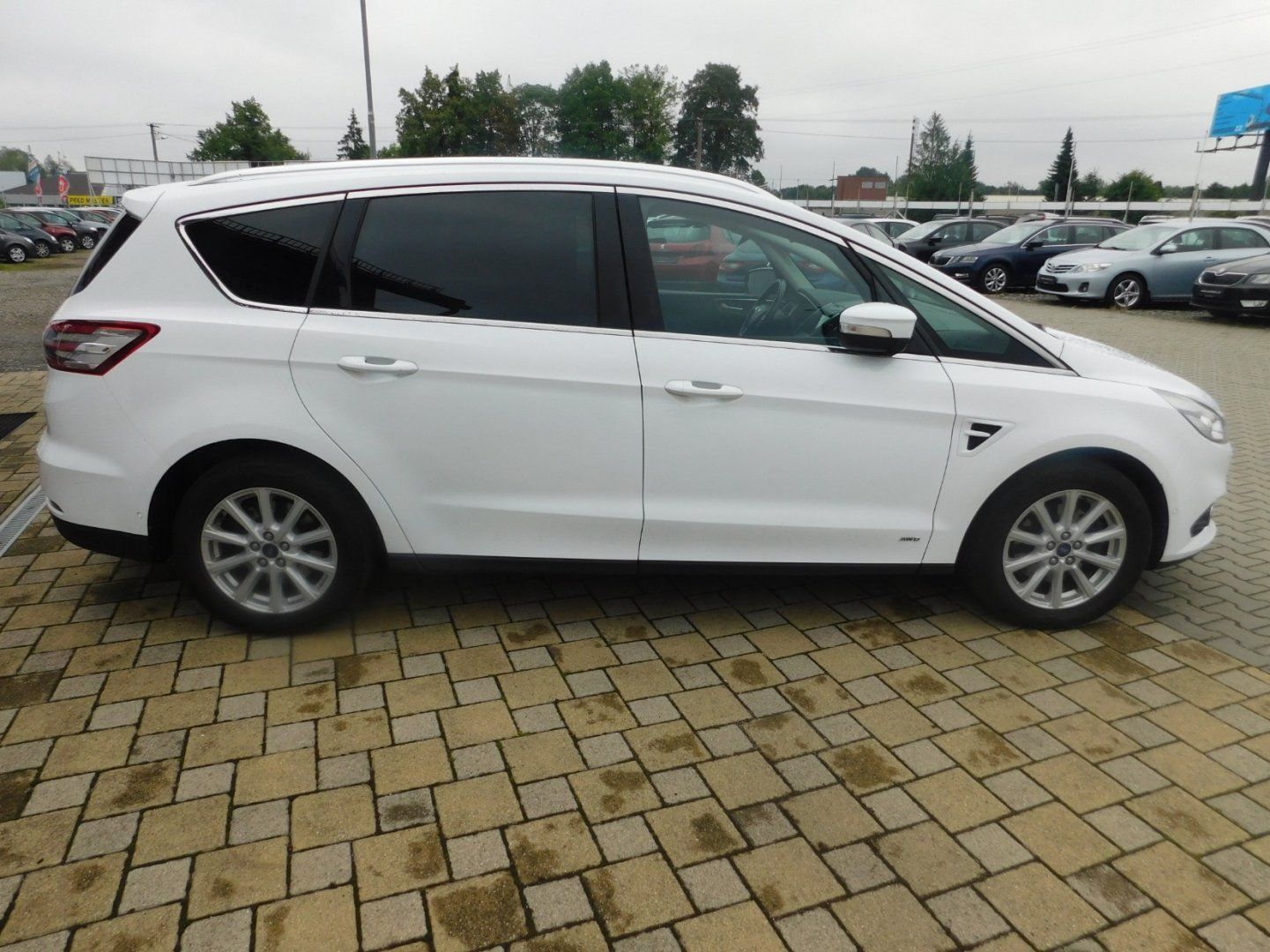 Ford S-MAX, 2.0 TDCi 4x4 Titanium + - fotka 3