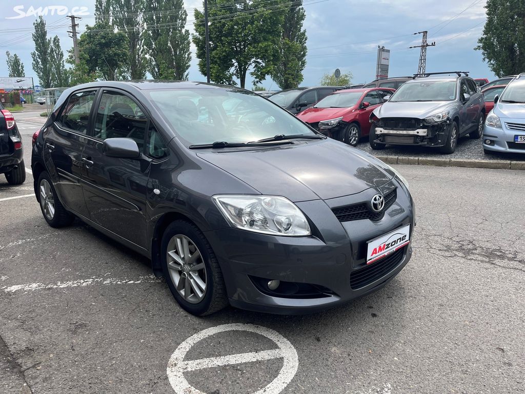 Toyota Auris, fotka 6