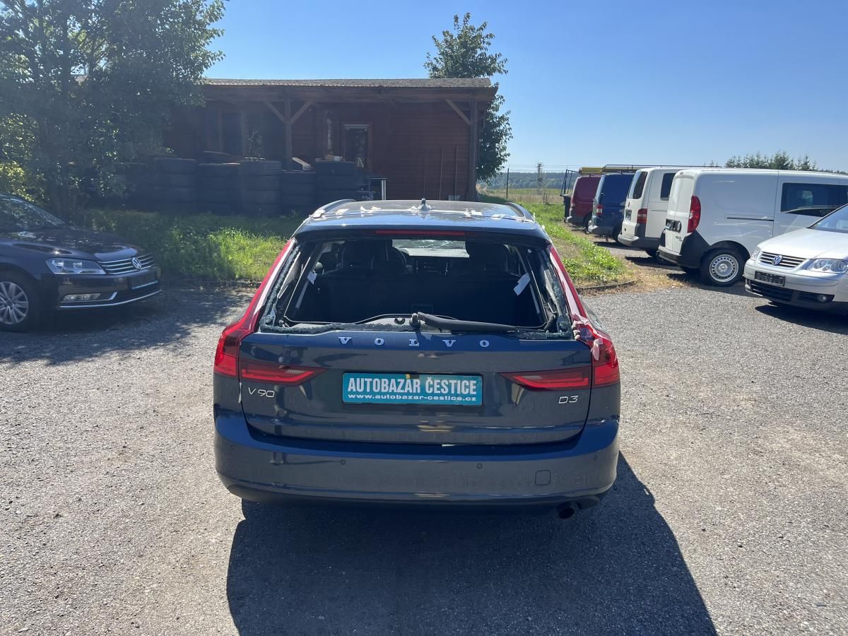 Volvo V90, 2.0 D3 MANUAL PO KROUPÁCH - fotka 4
