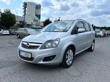 Opel Zafira, 1,8 103kW, 2013, výborný stav